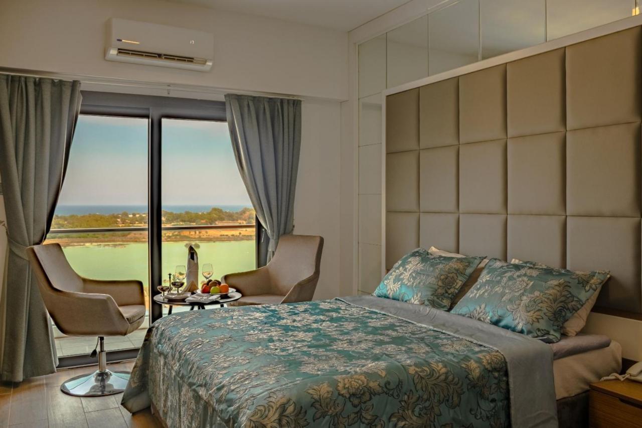 Novel Centre Point Hotel Фамагуста Екстер'єр фото